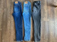 Vertbaudet ⭐️ Hosen Jeans Slim fit Gr. 134 Sachsen - Freital Vorschau