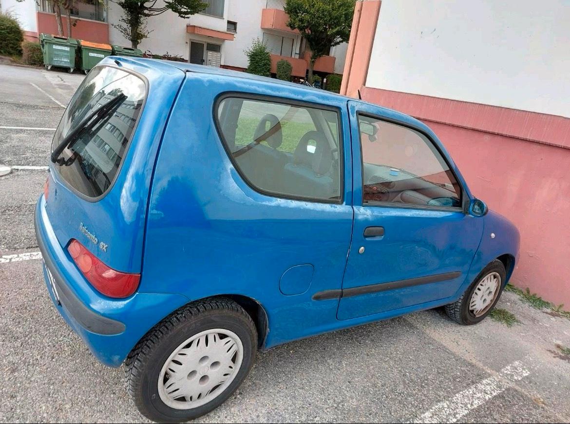 Abbildung des Autos fiat seicento fahrbereit