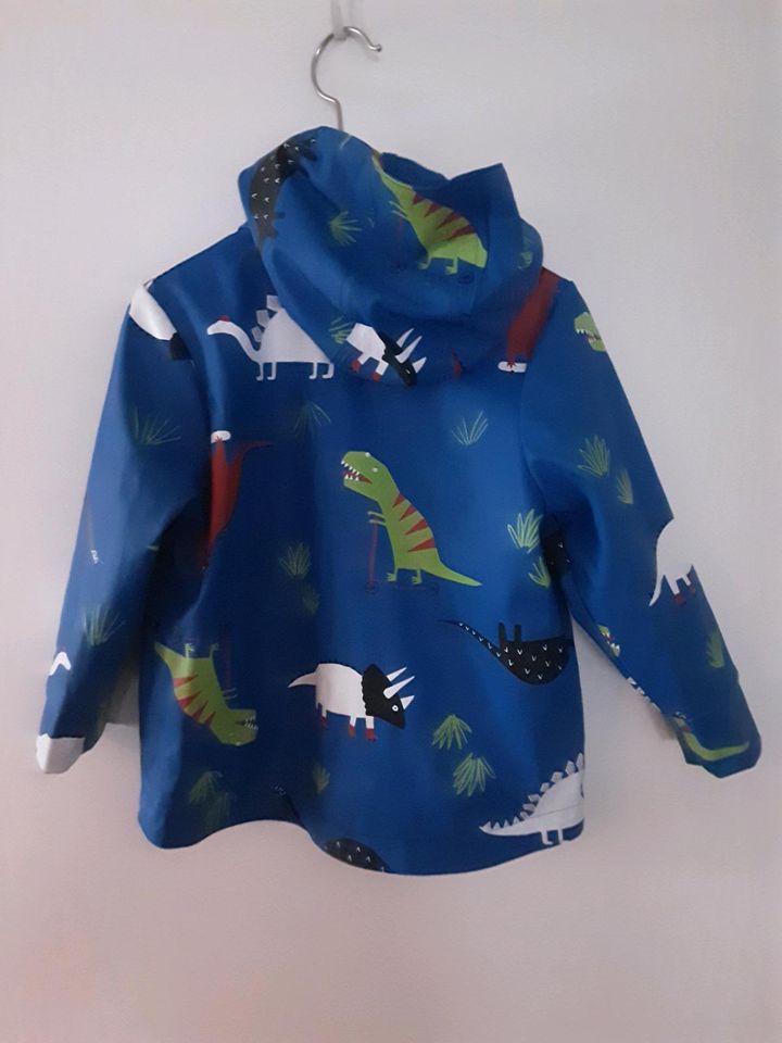 Dino Regenjacke Joules 92 - zum verlieben! in Schriesheim