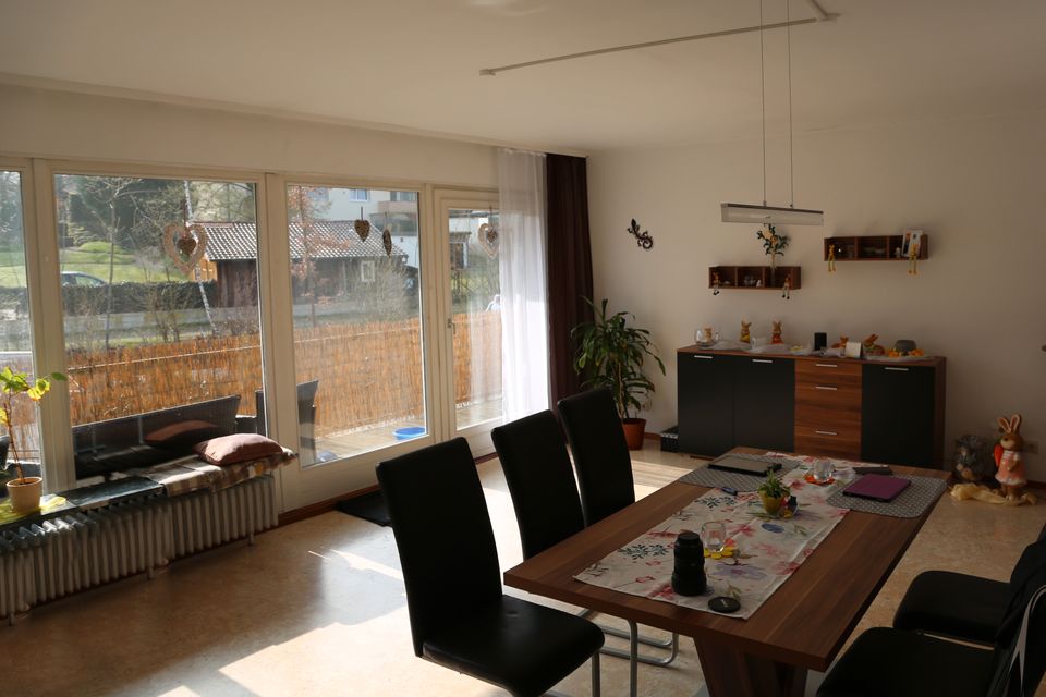 Gepfl. 5-Zimmer-Wohnung mit Einbauküche & Balkon, Staatsbad BRK in Bad Brückenau