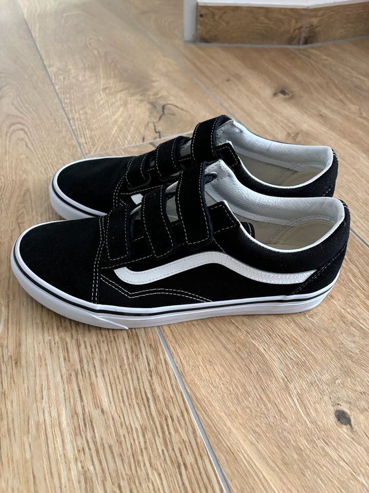 Vans old skool Schwarz Größe 42 in Leverkusen