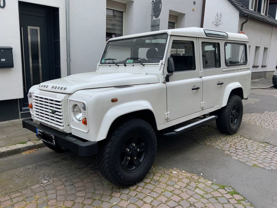 Land Rover Defender in Frankenthal (Pfalz)