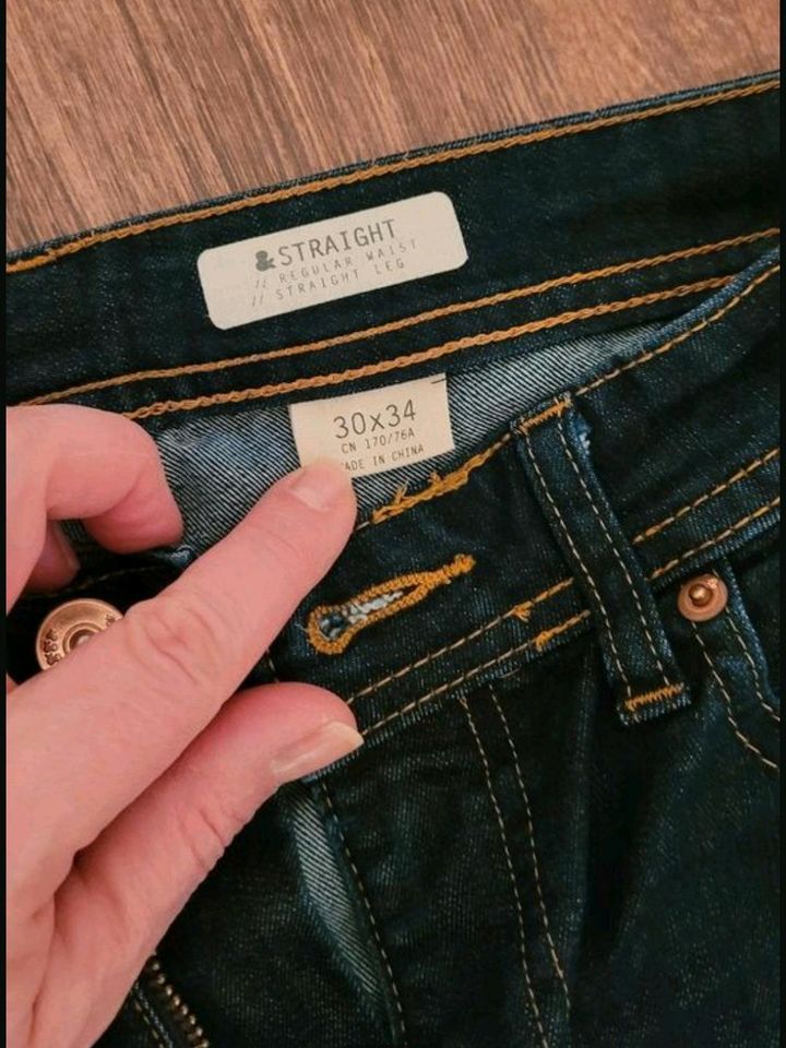 Jeans h&m 30/34 in Boizenburg/Elbe