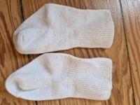 Baby Socken und Handschuhe Hamburg - Bergedorf Vorschau