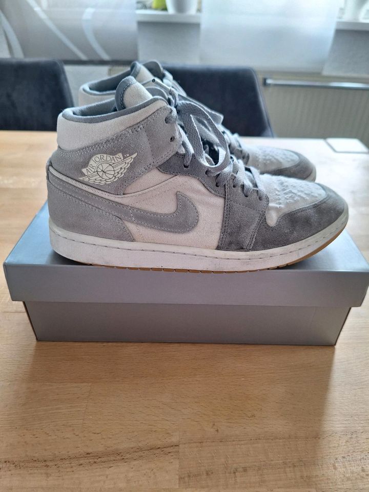 Nike Air Jordan 1 beige grau in Kirchheim an der Weinstraße