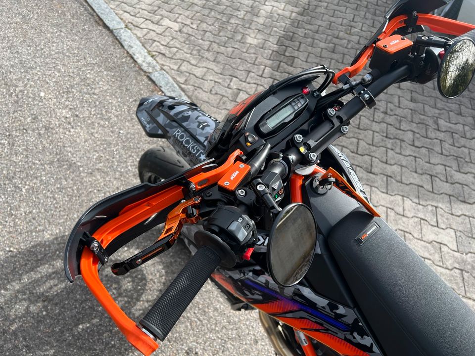 KTM SMCR 690 NEUWERTIG in Reisbach