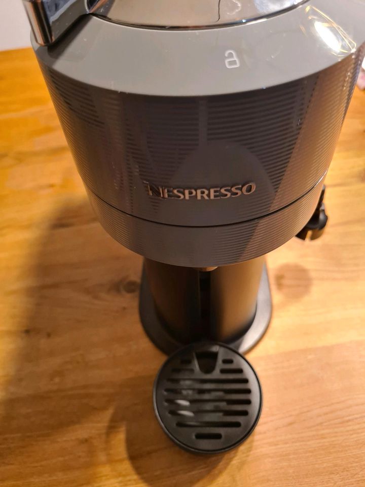 TOP * Nespresso Vertuo Kaffeemaschine/ Kapselmaschine gebraucht in Wemding