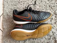 Nike Fußballschuhe – Größe 38,5 – Guter Zustand Nordrhein-Westfalen - Alfter Vorschau
