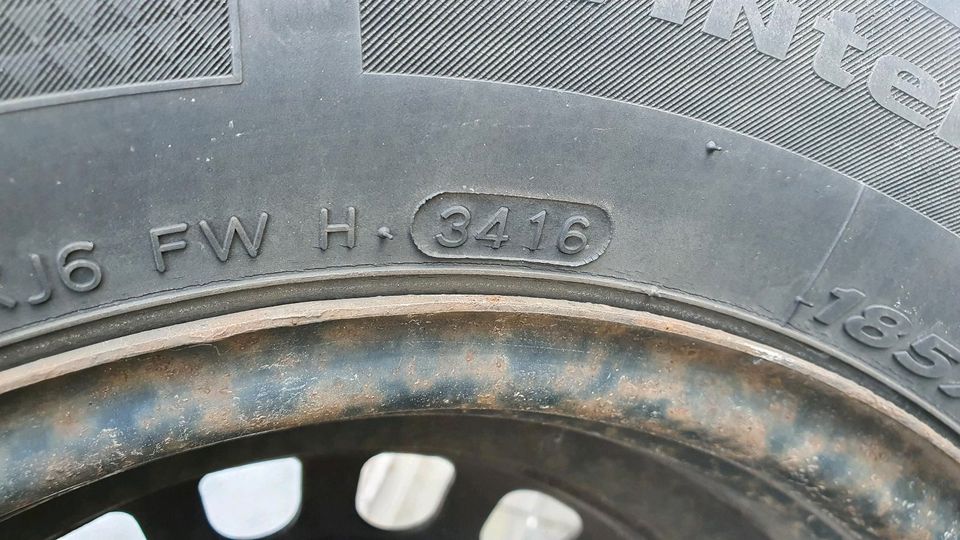 Corsa D Winterräder Stahlfelgen 185/70 R14 88T in Zweibrücken