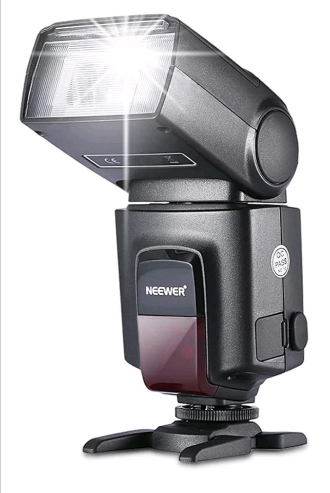 2x Neewer TT560 Speedlite NEU und unbenutzt in Karben