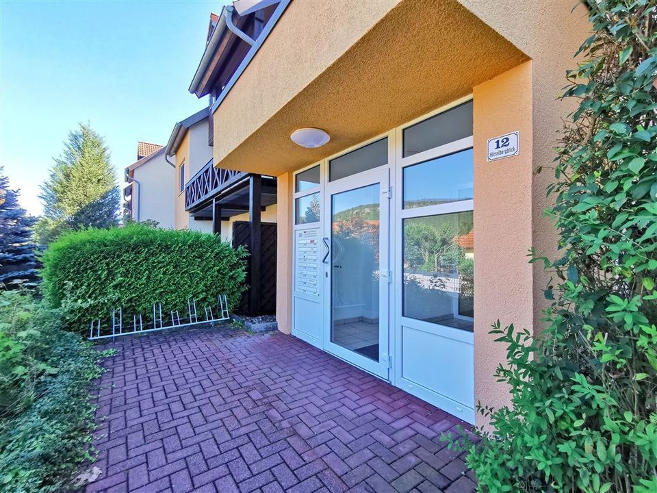 beziehbare Eigentumswohnung mit Balkon, Loggia und Tiefgarage am Hörselbergblick in Wutha-Farnroda in Wutha-Farnroda