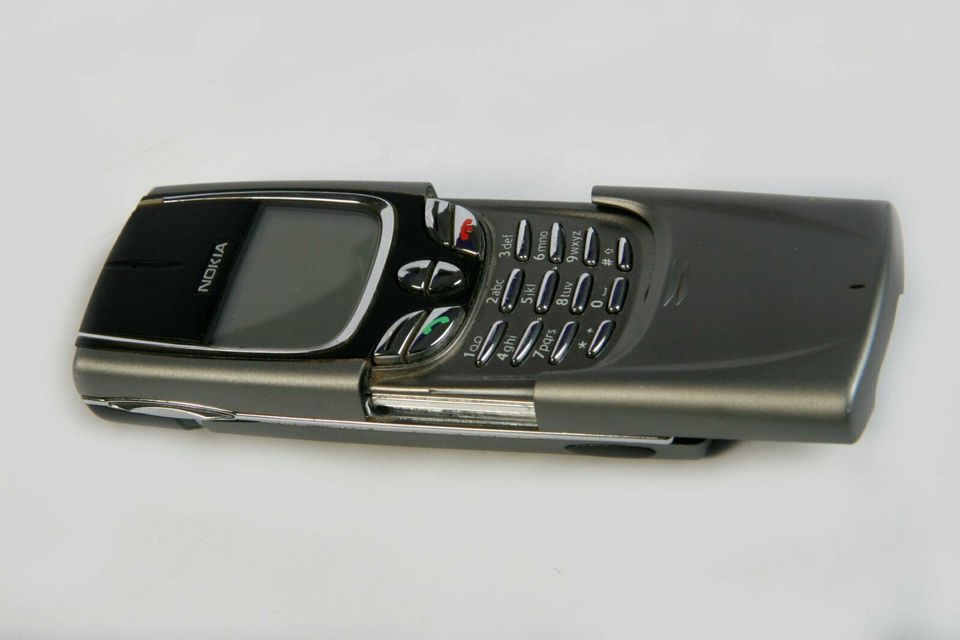 Nokia 8850 Handy Phone ohne Simlock Titan-Silber RARITÄT Bedienun in Berching