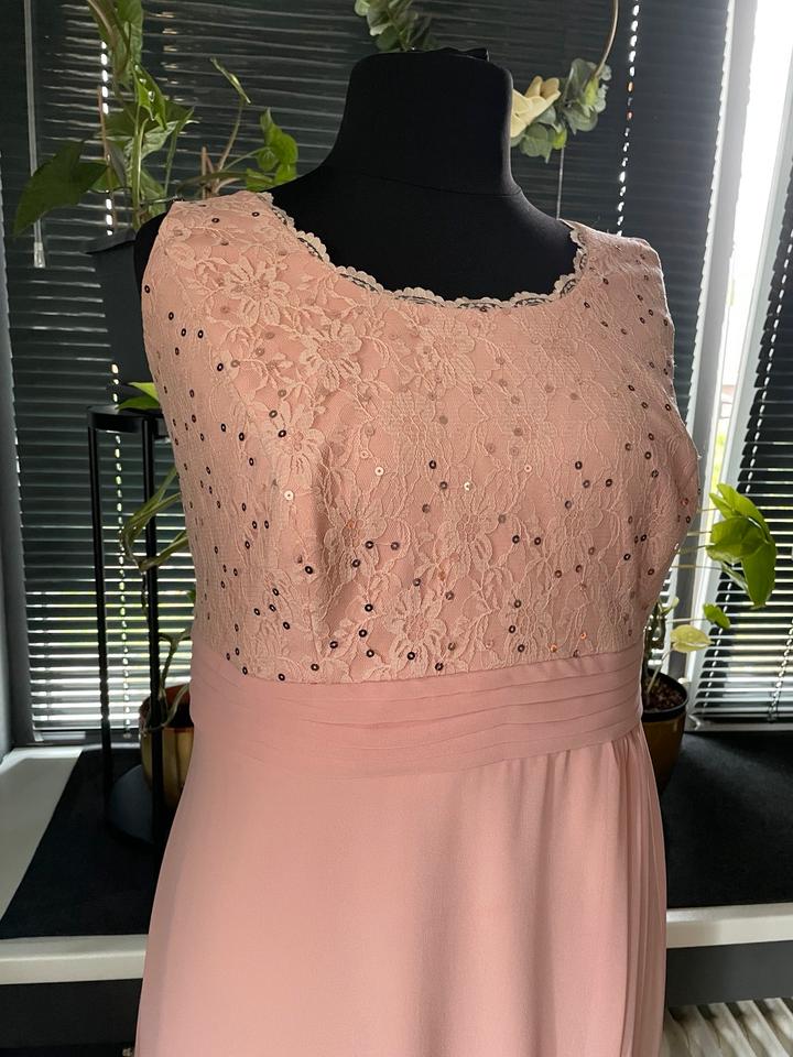 Abend -/ Hochzeits Kleid Cocktail Abschluss Rosa Spitze Gr. 54 in Uelzen