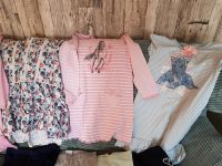 Kleiderkiste: Hose, Kleid, Shirts, Leggings, Gr. 122 Bielefeld - Heepen Vorschau