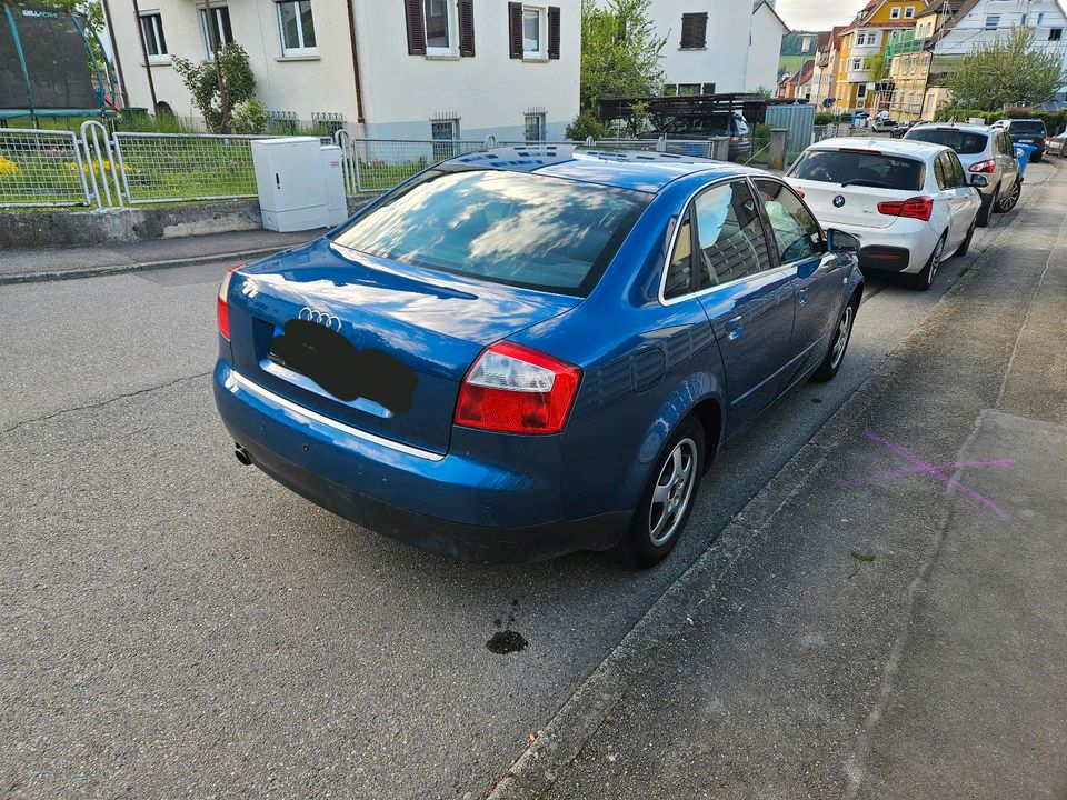 Audi A4 B6,Automatic,Benzin in Tuttlingen