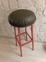 Alter Barhocker retro vintage antik Leder rot Metall Schwerin - Friedrichsthal Vorschau