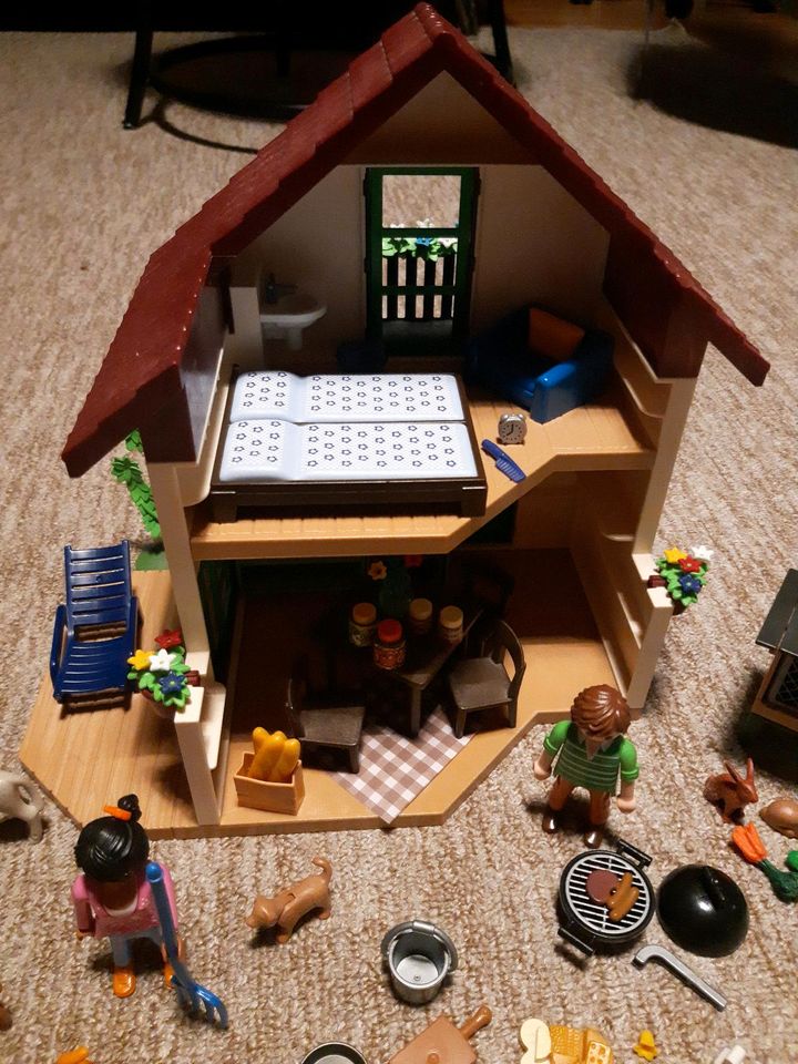 Playmobil Country Bauernhaus in Halfing