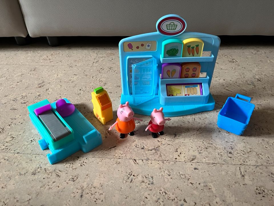 Hasbro Peppa Wutz Pig geht einkaufen Spielset in Bad Neustadt a.d. Saale