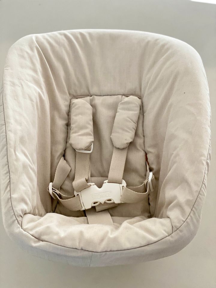 Stokke Tripp Trapp Newborn Baby Schale in Mettmann