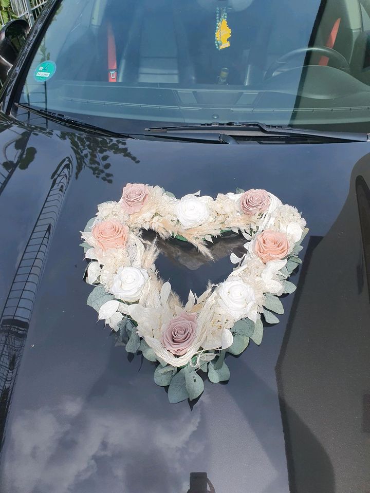 Autoschmuck Brautschmuck Infinityrosen Hochzeit in Zirndorf