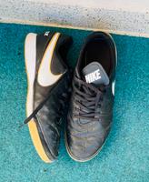 Hallen Schuhe Nike Fussball Schuhe 42.5 Hessen - Mörfelden-Walldorf Vorschau