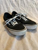 Vans Ulrtra Cush lite - sehr leicht! 40,5 Brandenburg - Eichwalde Vorschau