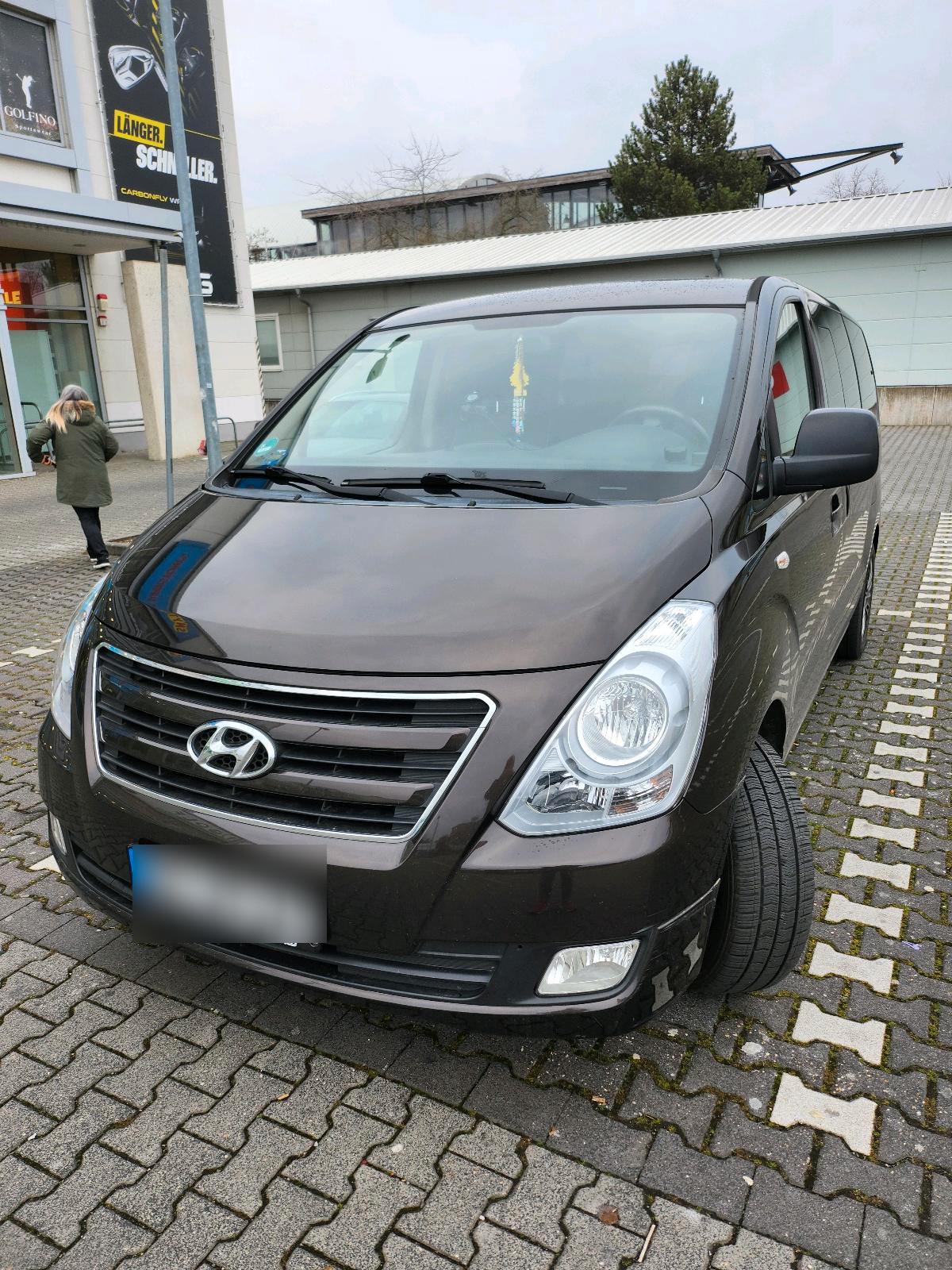 Abbildung des Autos Hyundai h1 2.5lieter Die…