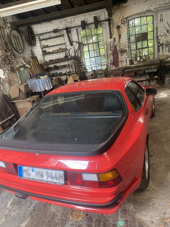 Porsche 944 2.5*2.Hd* in Duisburg