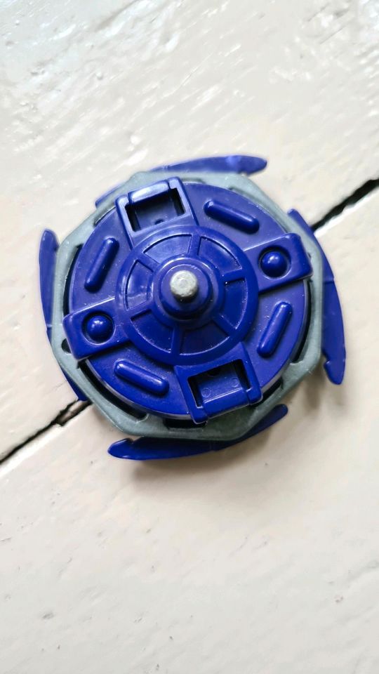 Gaia/strata dragoon Beyblade gen 1 in Berlin