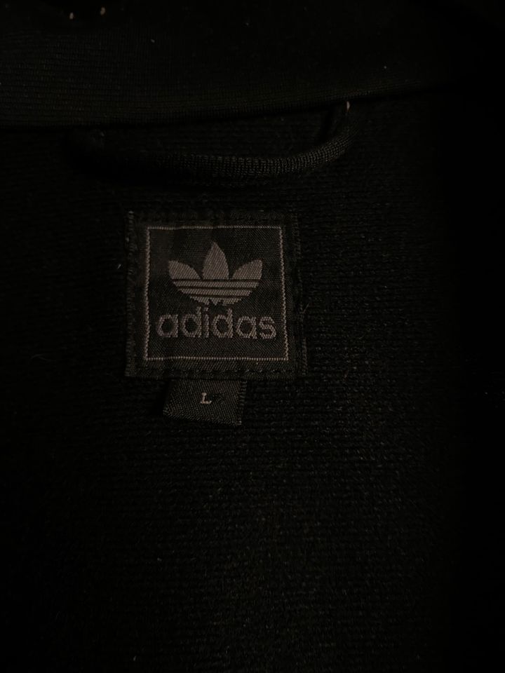 Adidas Trainingsjacke Vintage L in Augsburg