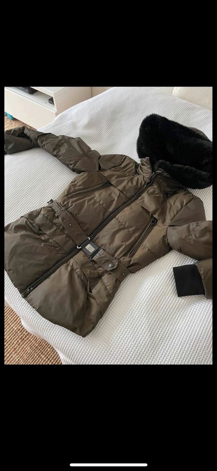 Wellensteyn Tivana / Tivoli / Winterjacke / wie neu in Weilrod 