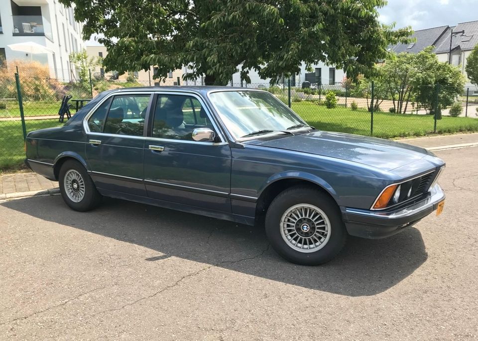 Restaurierter BMW E23 735iA Baujahr 1980 H-Zulassung in Perl