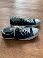 Sneaker / Stoffschuhe in Blau/Weiß Gr. 45 Hessen - Bad Arolsen Vorschau