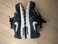 Nike Air Max Kinderschuhe Sneaker Größe 26 Berlin - Neukölln Vorschau