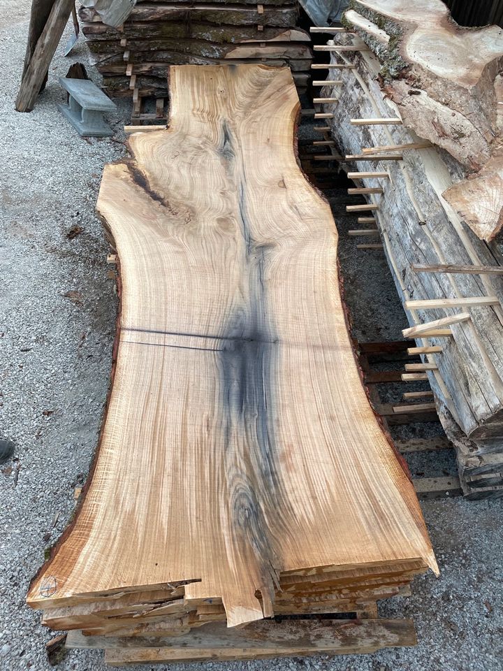 Eichen XXL Bohlen Holz Tisch Groß in Pottenstein