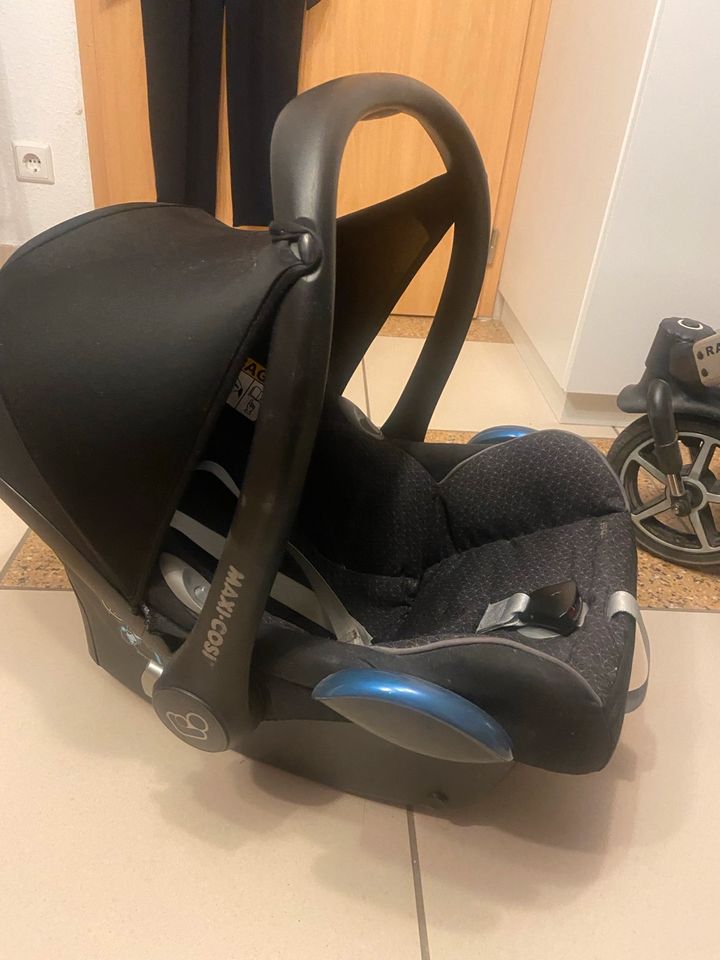 Kinderwagen inkl. Maxi Cosi in Zeuthen