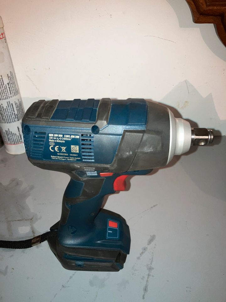 Bosch Professional 18V Drehschlagschrauber GDS 18V-300 in Betzdorf