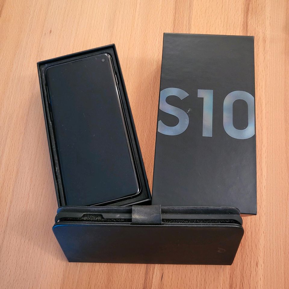 Samsung Galaxy S10 Smartphone 128 GB interner Speicher in Hamburg