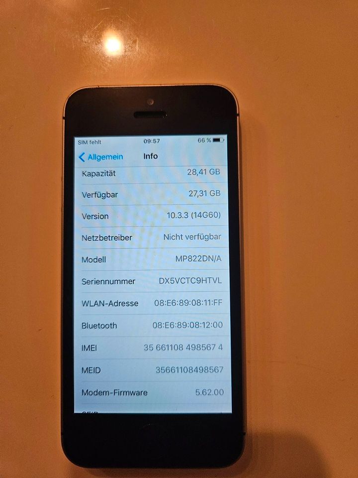 IPhone SE 32GB in Werdohl