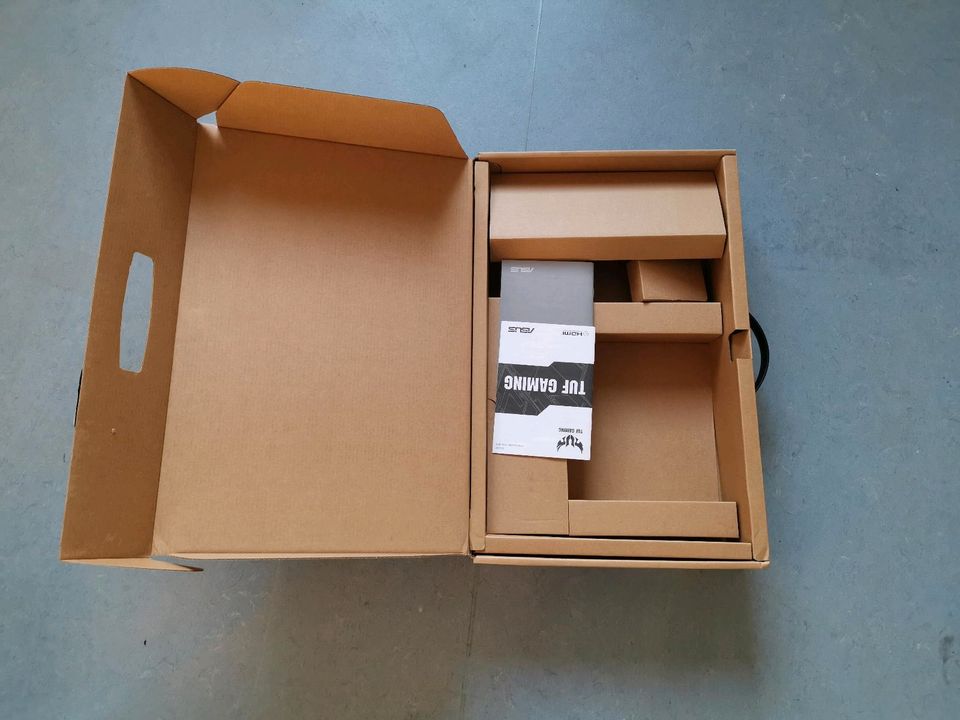 Laptop Orginalverpackung in Detmold