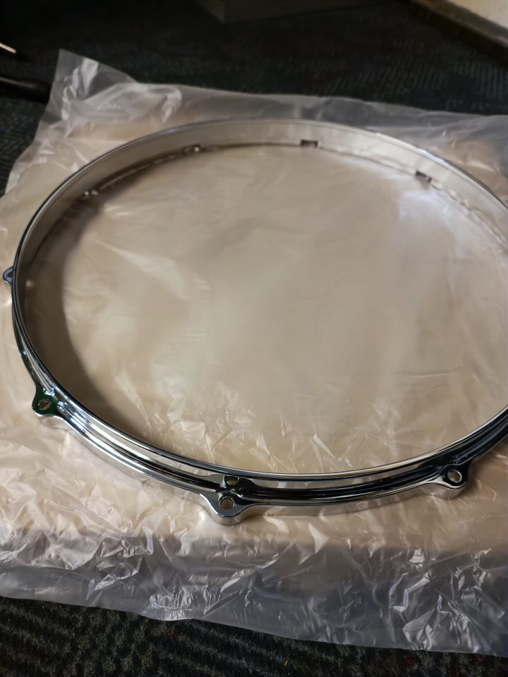 Tama Die Cast Snare Hoops 10-Loch MDH14-10 und MDH14S-10 in Berlin