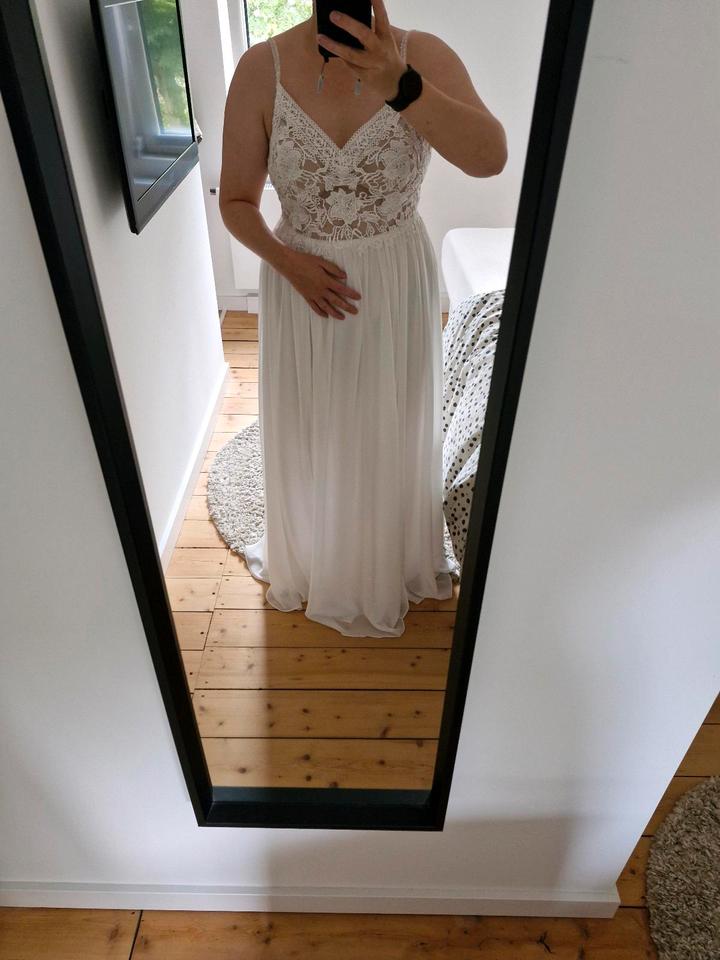 IamYours IAY Brautkleid by Weise A-Linie Spitze Gr. 42 NEU in Hamburg