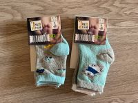 Socken Söckchen Gr. 15-18 beide für 2€ Niedersachsen - Himmelpforten Vorschau