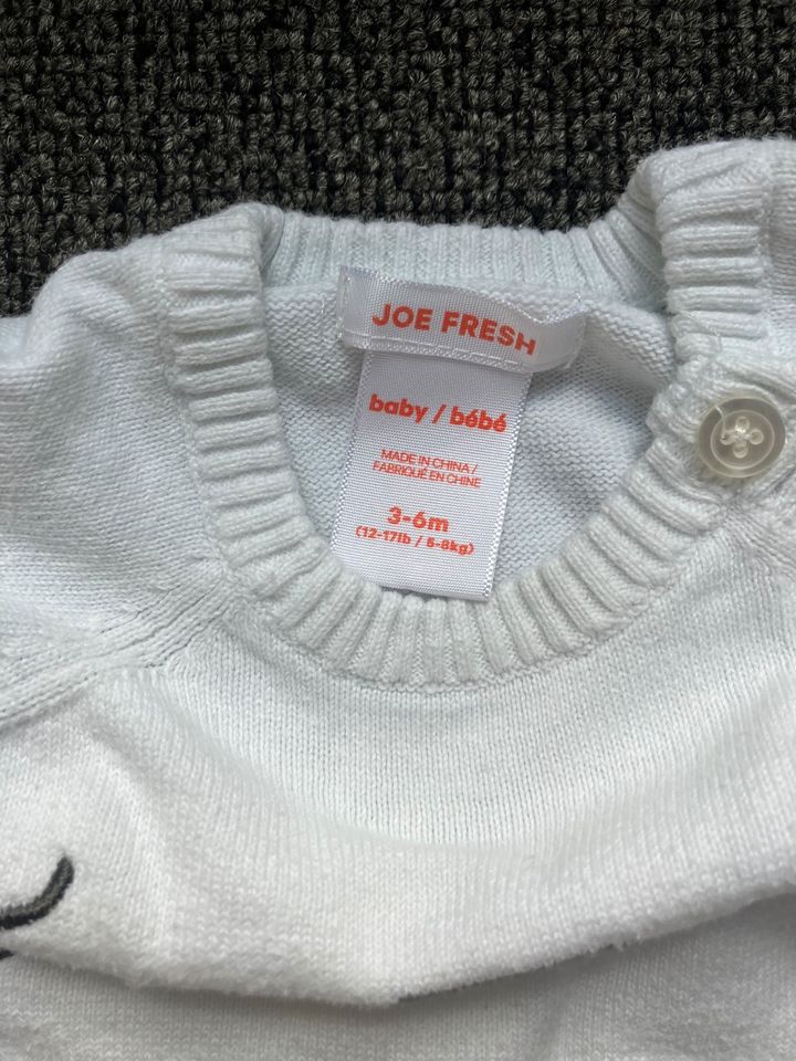 Baby Strampler Overall Strick 5-8kg Joe Fresh in Leipzig