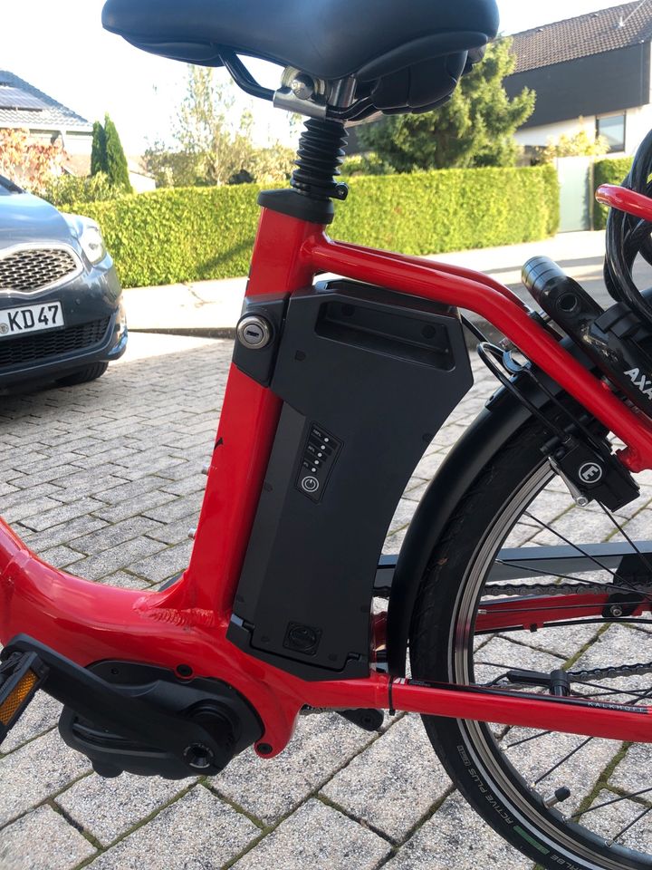 E bike Kalkhoff rot nahezu neuwertig in Bad Saulgau