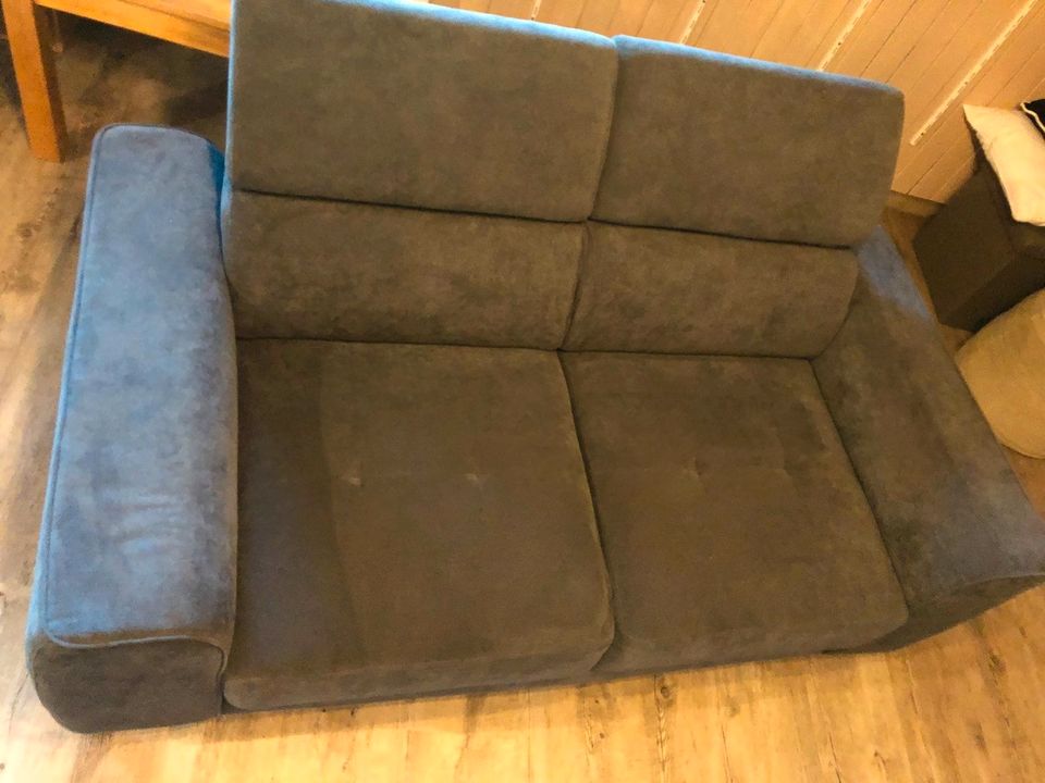 Zweisitzer-Sofa in Mitwitz