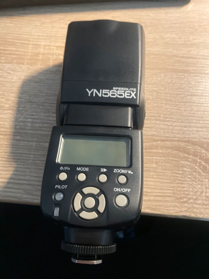 Yongnuo E-TTL YN-565EX Blitz in Wölfersheim