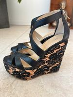 Jimmy Choo Sandalen Absatzschuhe Schuhe Gr. 38 NEUwertig Hamburg-Mitte - Hamburg Rothenburgsort Vorschau