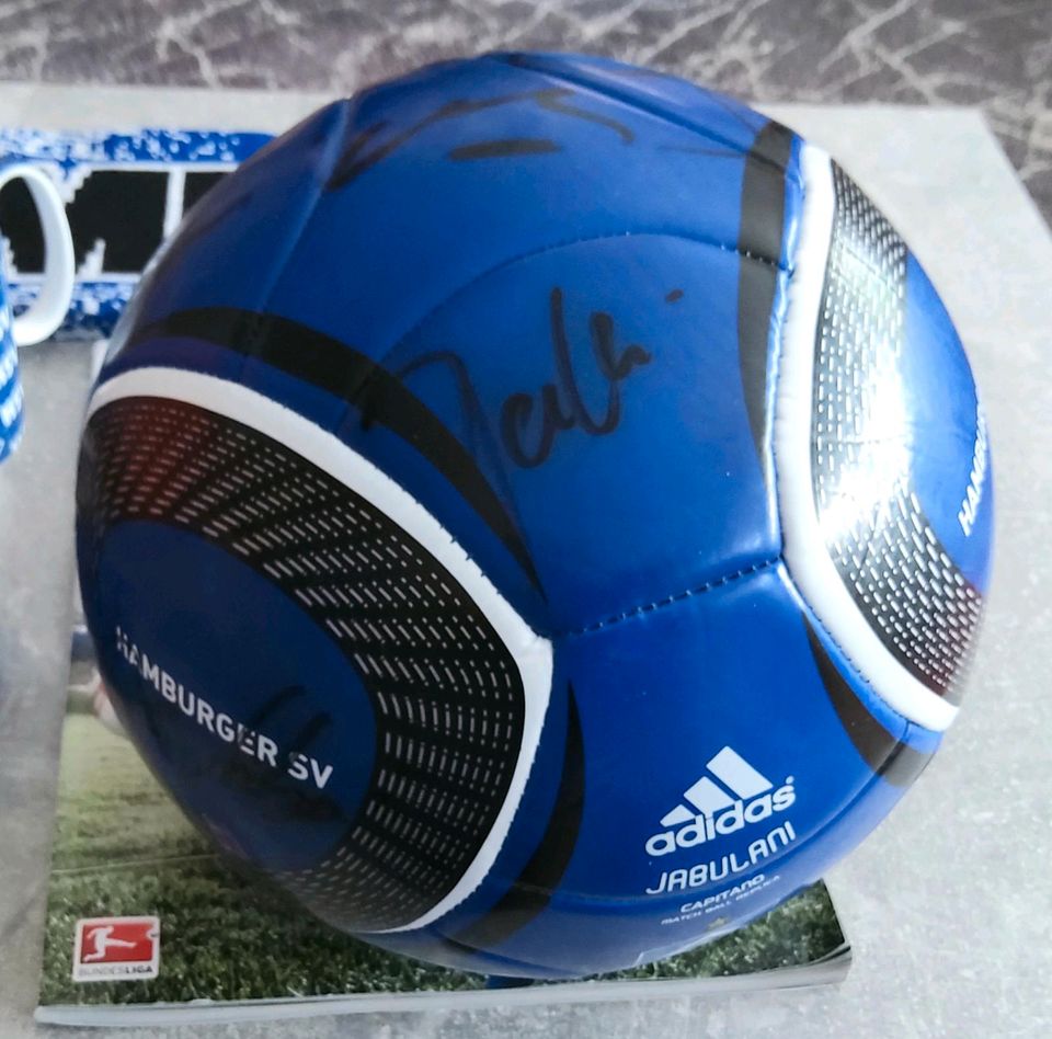 Fussball viele HSV-Fan Artikel und Autogramme, auch einzeln in Kandern
