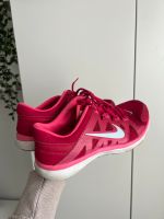 Nike Sportschuhe pink Nordrhein-Westfalen - Kerpen Vorschau